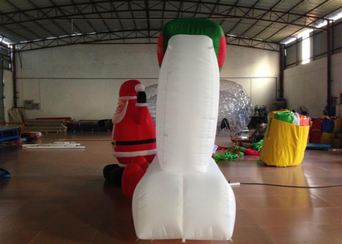 Worst inflatable christmas decorations (photos) Strong Oxford Outdoor Christmas Blow Ups , Snowman Inflatable Christmas Lawn Decorations