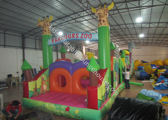Inflatable Parcours Zoo animals Insane inflatable obstacle course sessions wildlife park inflatable obstacle courses