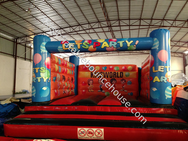 Simple Kids Inflatable Bounce House For 5-6 Children Outside Inflatable Balloon Painting Jump House